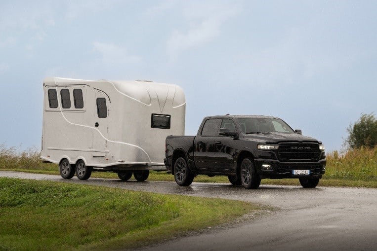 ram towing horses